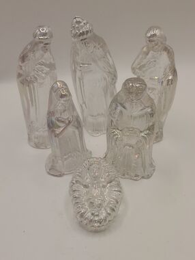 Silvestri Iridescent 6 Piece Nativity